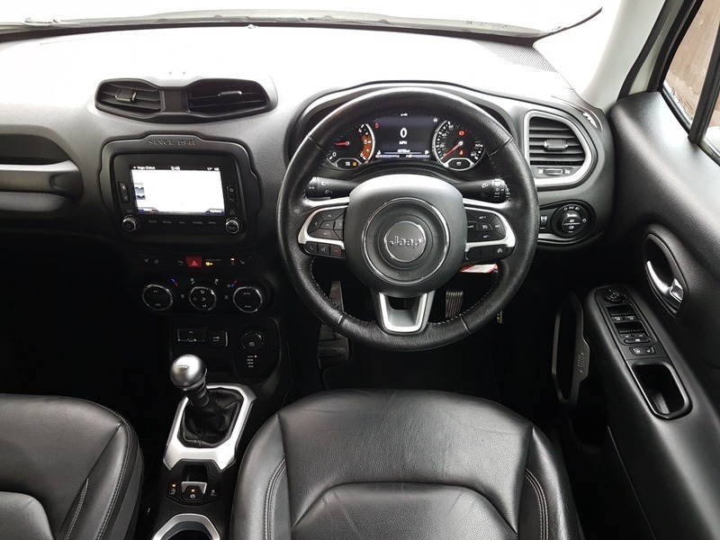 Jeep Renegade M-jet Limited White #4