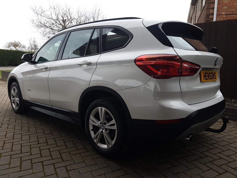 BMW X1 Sdrive18d Se MC66KPE White #3