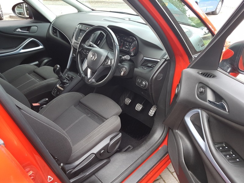 Vauxhall Zafira Sri Cdti S S Red #2