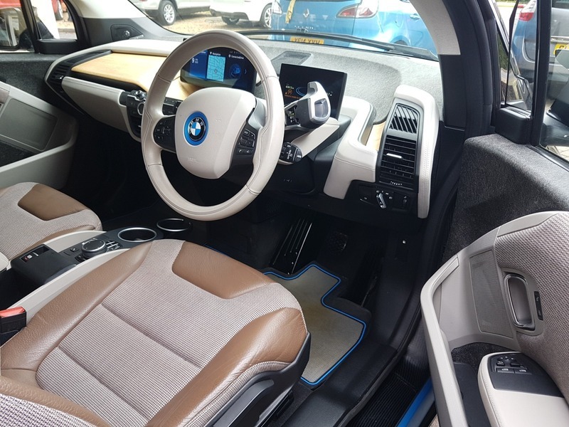BMW i3 I3s YA68RJX Black #2