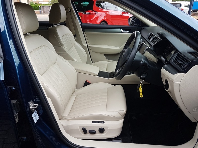 Skoda Superb Se L Executive Tsi Blue #2