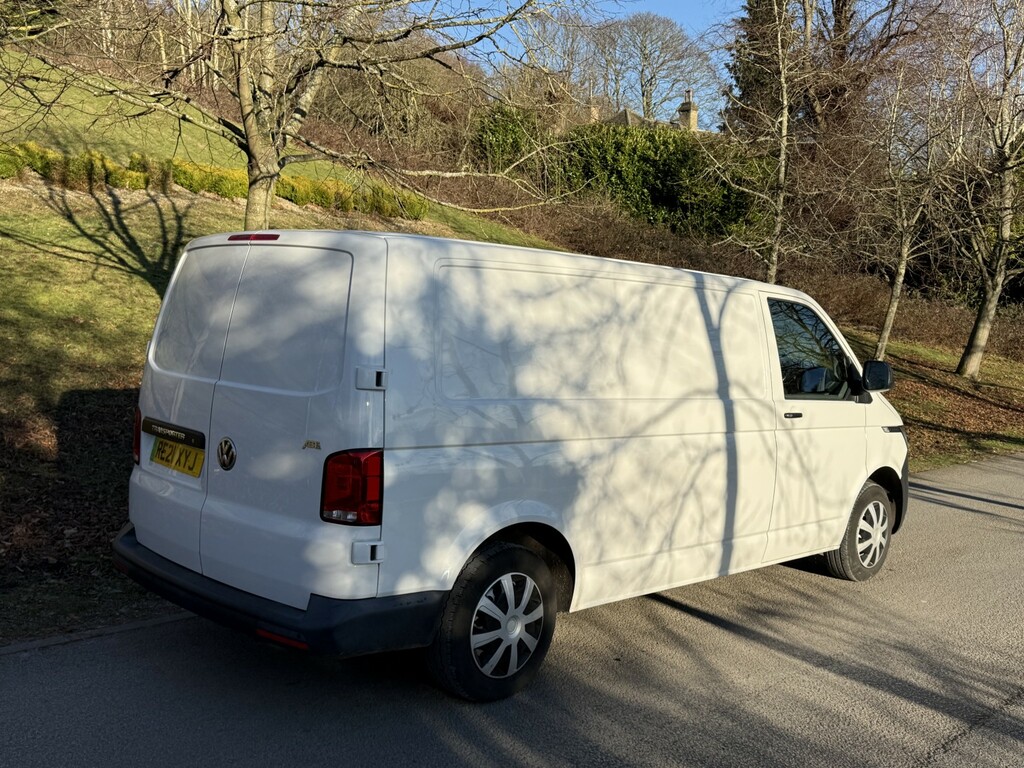 Volkswagen E-Transporter Panel Van E 110 37.3Kwh 202121 RE21XYJ White #3