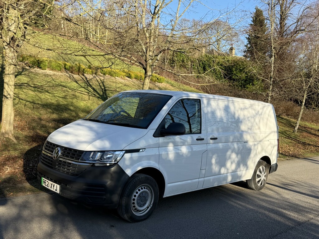 Volkswagen E-Transporter Panel Van E 110 37.3Kwh 202121 RE21XYJ White #4