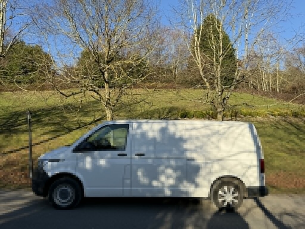 Volkswagen E-Transporter Panel Van E 110 37.3Kwh 202121 RE21XYJ White #5