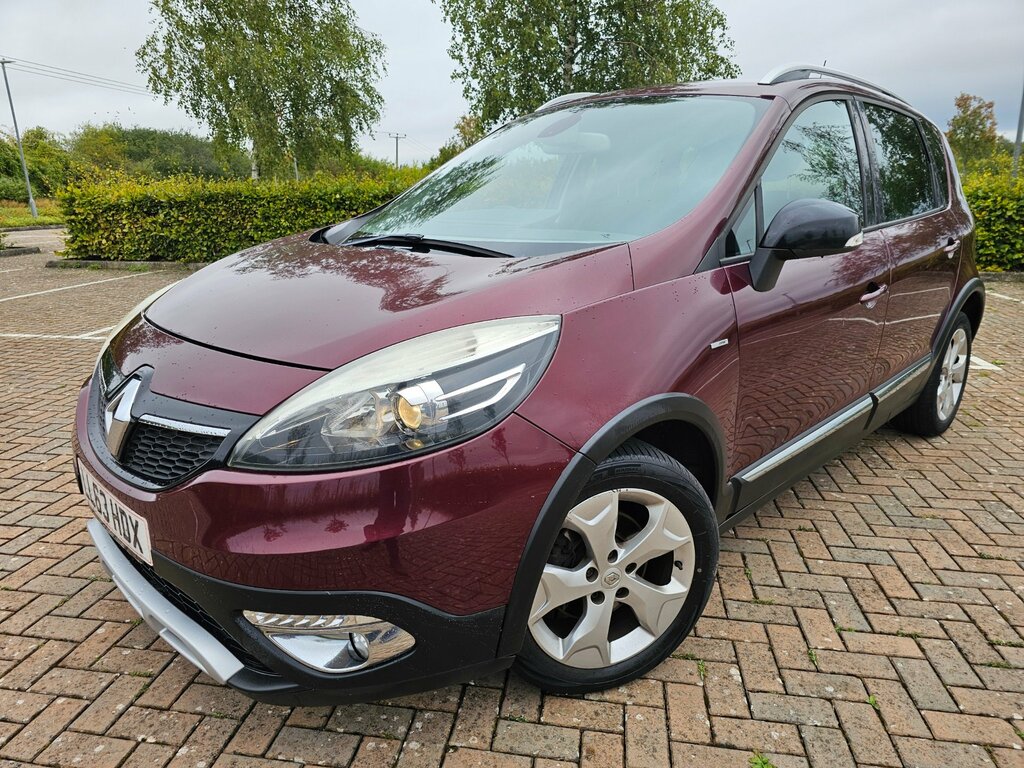 Renault Scenic XMOD Dynamic Tom Tom Red