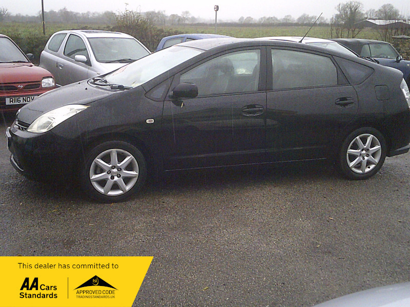 Toyota Prius Vvt-i T Spirit Black #5