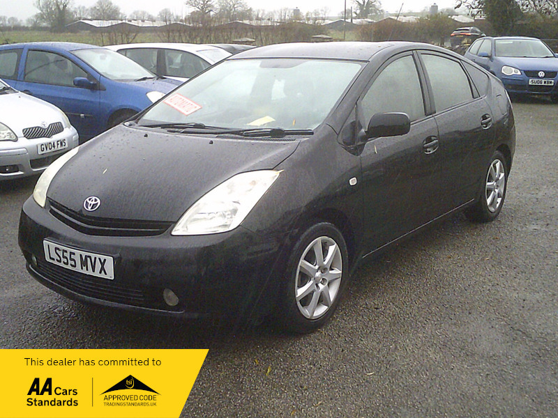 Toyota Prius Vvt-i T Spirit Black #4