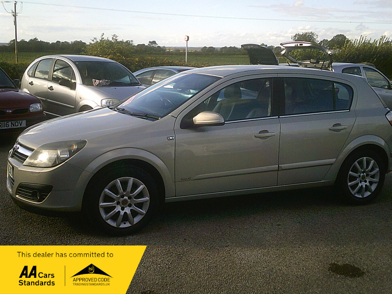 Vauxhall Astra Design 16V E4 EJ56CXO Beige #5