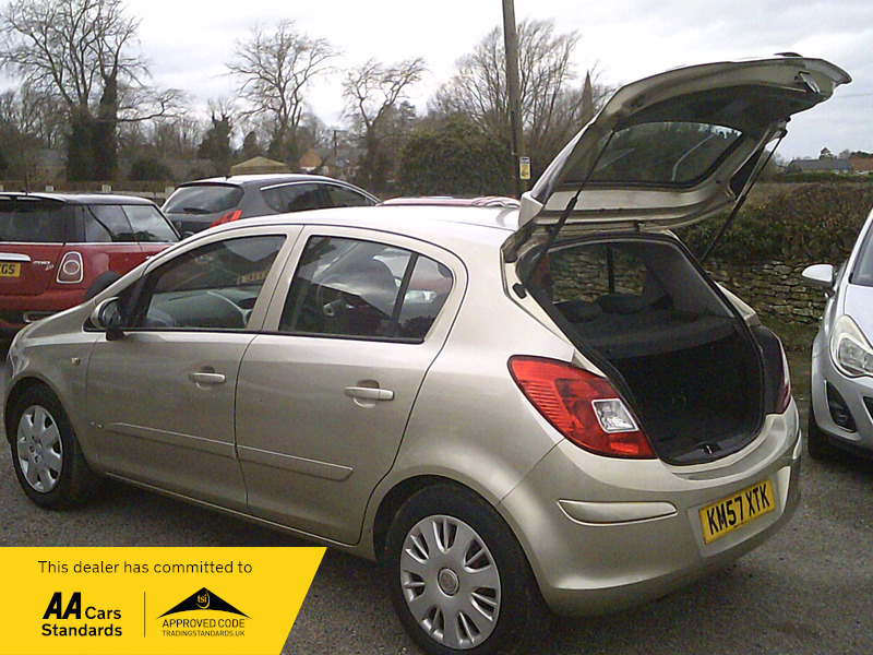 Vauxhall Corsa Club Ac 16V Gold #6