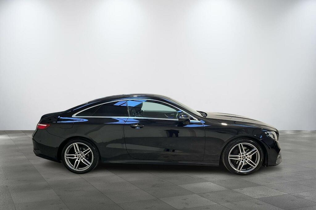 Mercedes-Benz E Class 2.0 E220d Amg Line G-tronic Euro 6 Ss WD17VZO Black #2