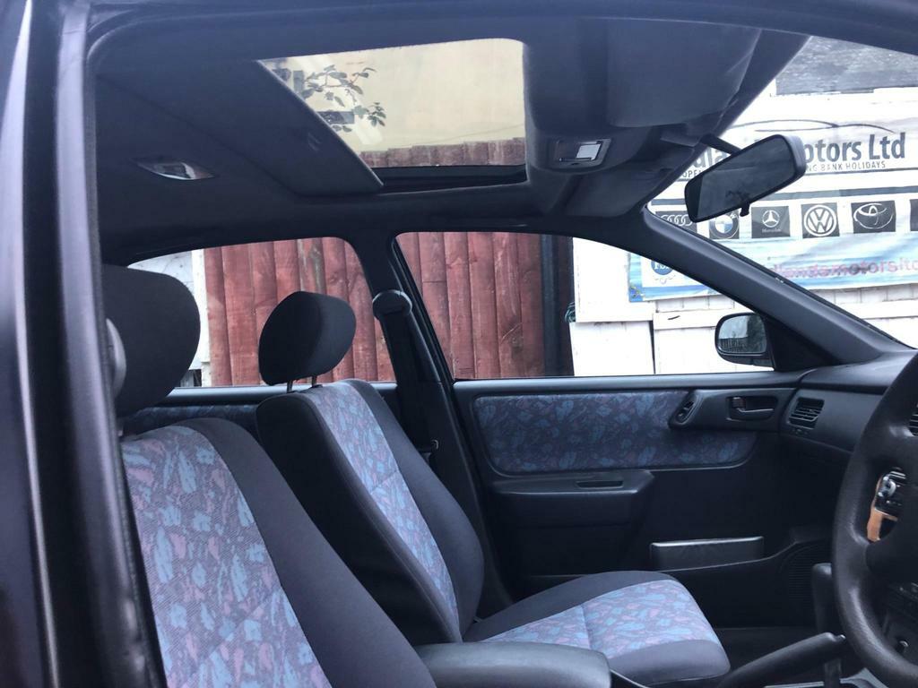 Toyota Carina 1.8 Cd Silver #9