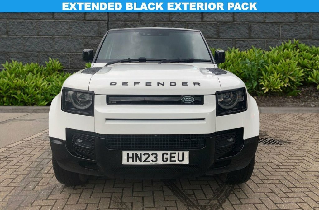 Land Rover Defender 3L X-dynamic Se White