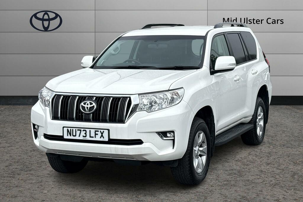 Toyota Land Cruiser 2.8D 204 Active Commercial White #3