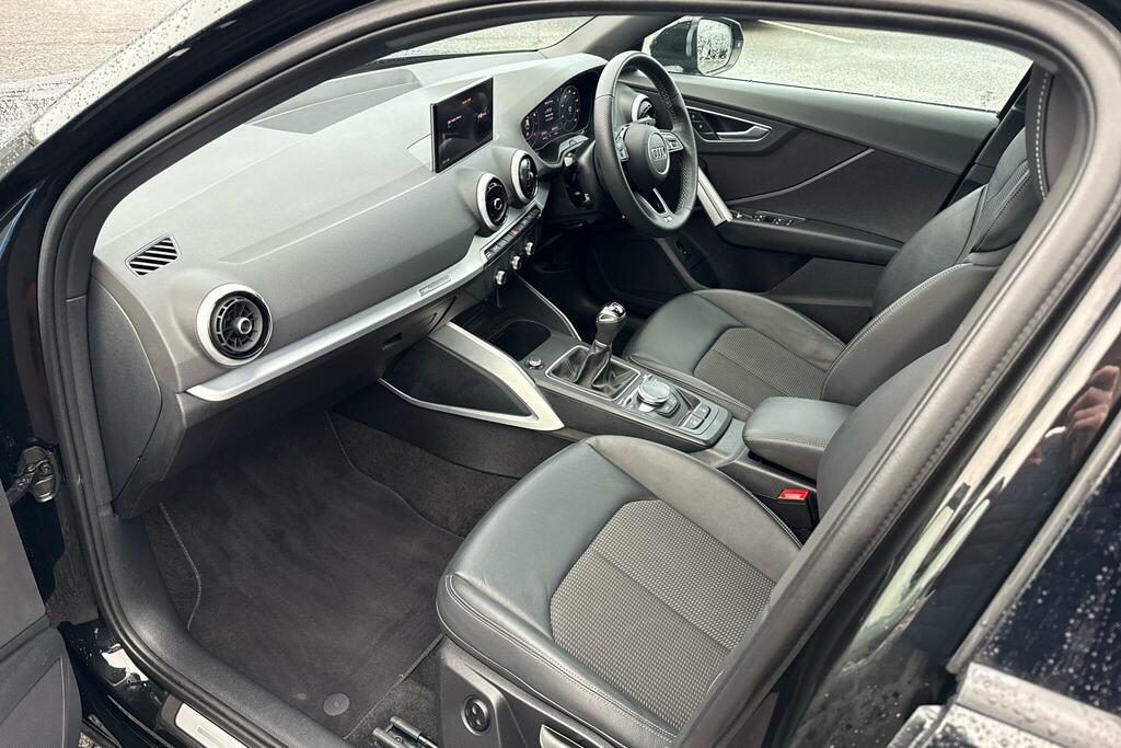 Audi Q2 30 Tfsi S Line GL73KXM Black #2