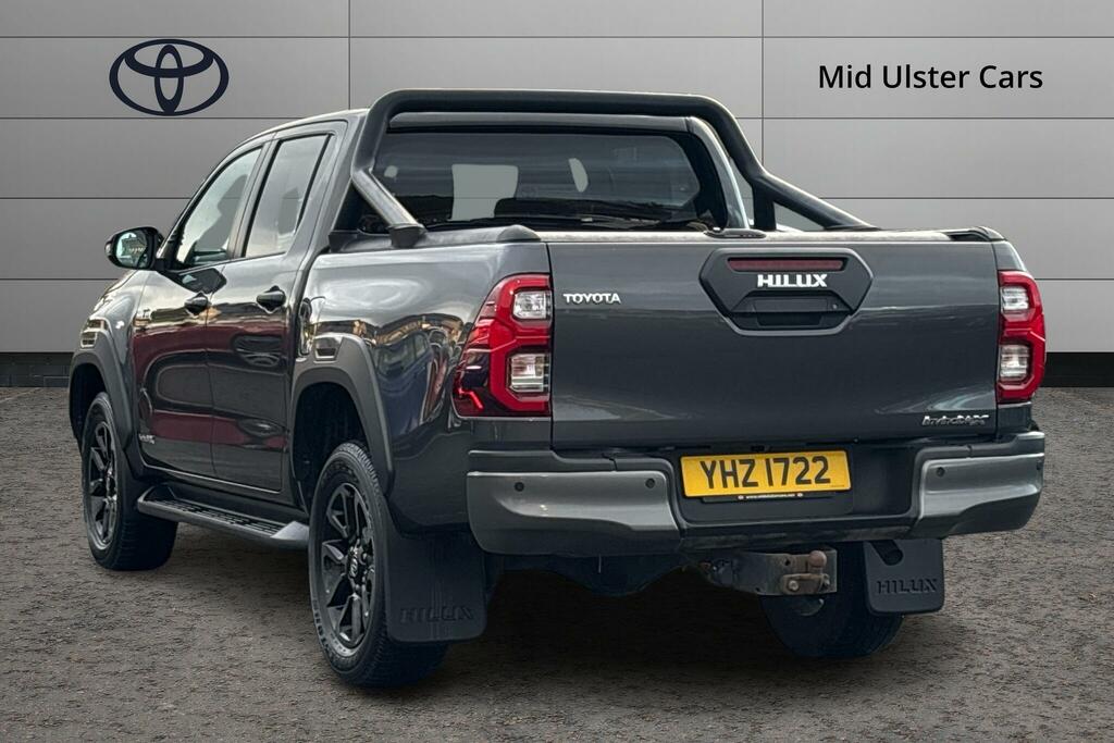 Toyota HILUX Invincible X Dcab Pick Up 2.8 D-4d Grey #4