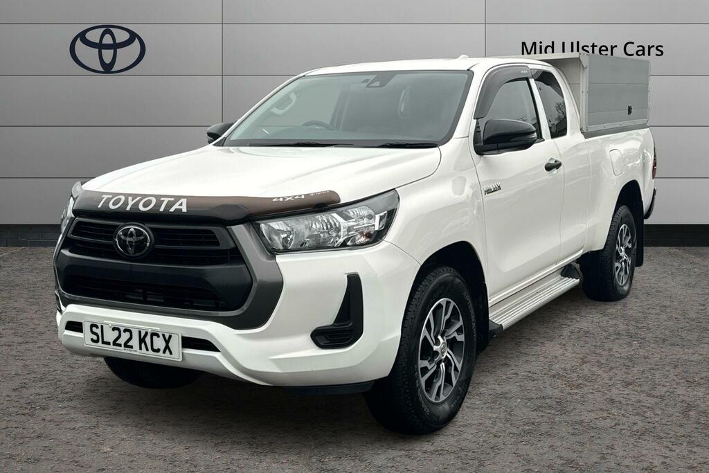 Toyota HILUX Active Extra Cab Pick Up 2.4 D-4d SL22KCX White #3