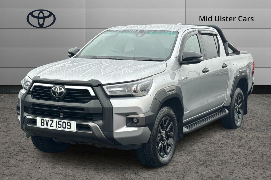 Toyota HILUX Invincible X Dcab Pick Up 2.8 D-4d BVZ1509 Silver #3