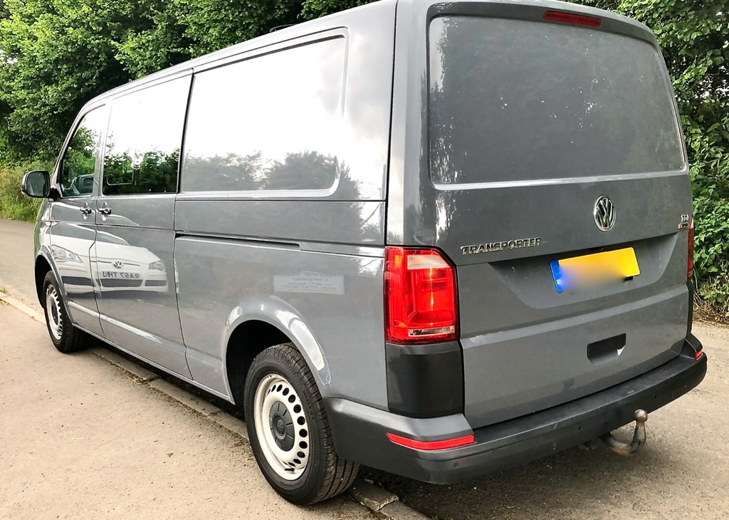 Volkswagen Transporter Combi Van 2.0 Bitdi T32 Bluemotion Tech 201818 MW18CVA Grey #4