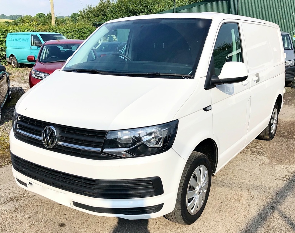 Volkswagen Transporter Panel Van 2.0 Tdi T26 Bluemotion Tech Trendline 2 RK66OVA White #4