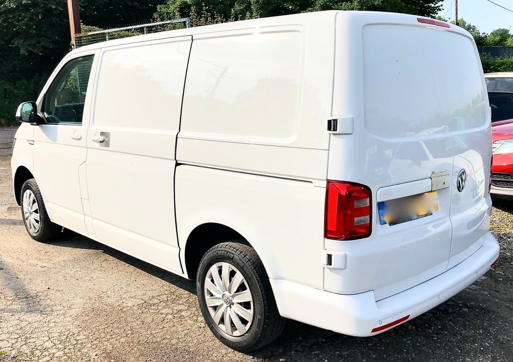Volkswagen Transporter Panel Van 2.0 Tdi T26 Bluemotion Tech Trendline 2 RK66OVA White #3
