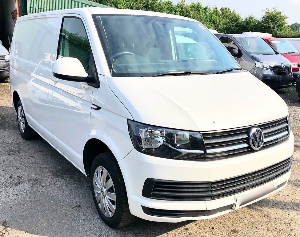 Volkswagen Transporter Panel Van 2.0 Tdi T26 Bluemotion Tech Trendline 2 RK66OVA White #2