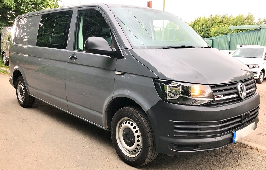 Volkswagen Transporter Combi Van T32 2.0 Tdi 150 Kombi 4 Motion Lwb Tailg MW18CVE Grey #6