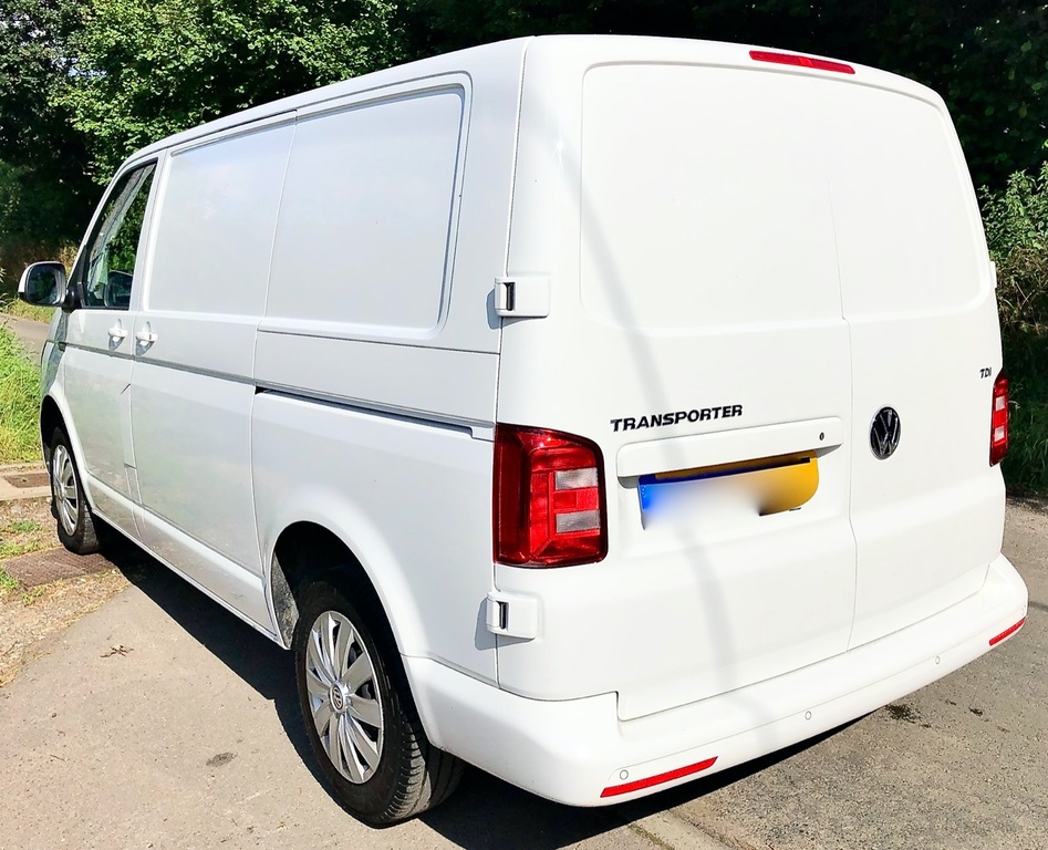 Volkswagen Transporter Panel Van 2.0 Tdi T28 Pv Trendline Bmt Euro 6 201 NV67NKT White #2