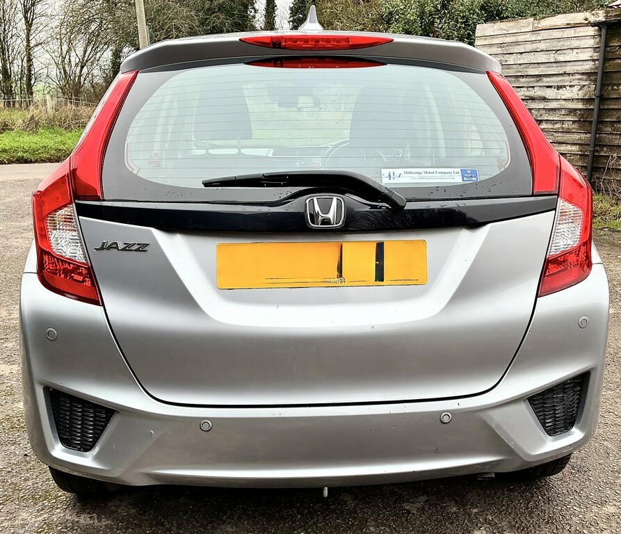 Honda Jazz Hatchback 1.3 I-vtec Se Navi 201767 KU67YUA Silver #6