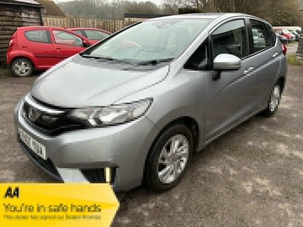 Honda Jazz Hatchback 1.3 I-vtec Se Navi 201767 Silver