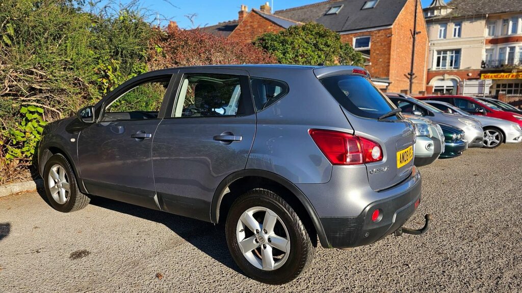 Nissan Qashqai 2.0 Dci Acenta 4Wd Grey #3