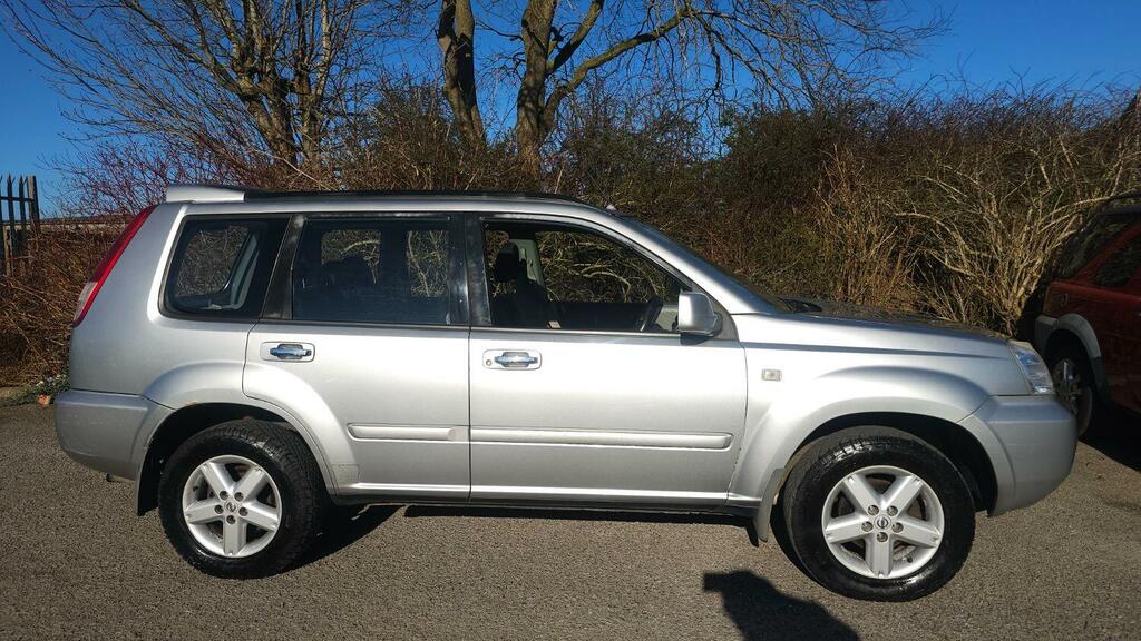 Nissan X-Trail 2.2 Dci Sport Silver
