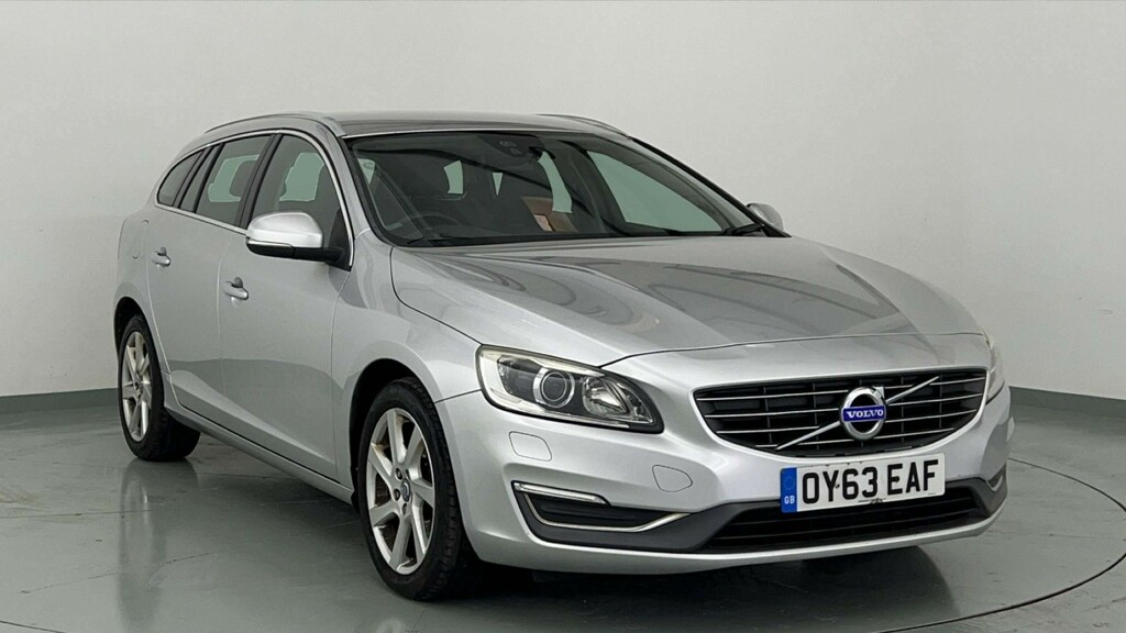 Volvo V60 1.6 D2 Se Lux OY63EAF Silver #2