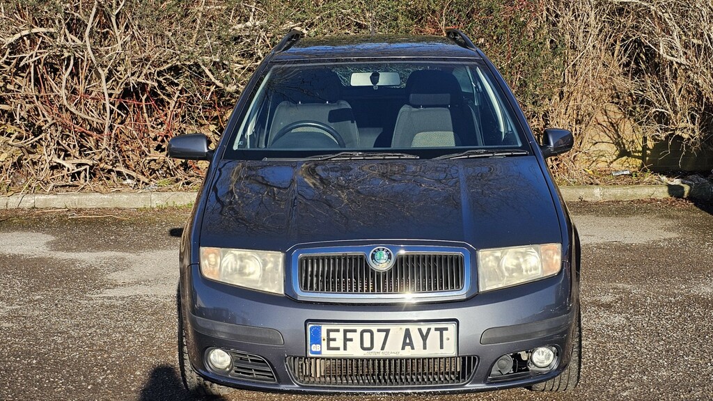 Skoda Fabia 1.4 16V Bohemia Grey #2