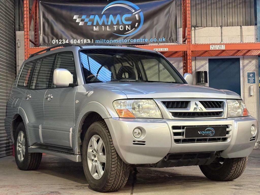 Mitsubishi Shogun 3.2 Di-d Warrior Black #29