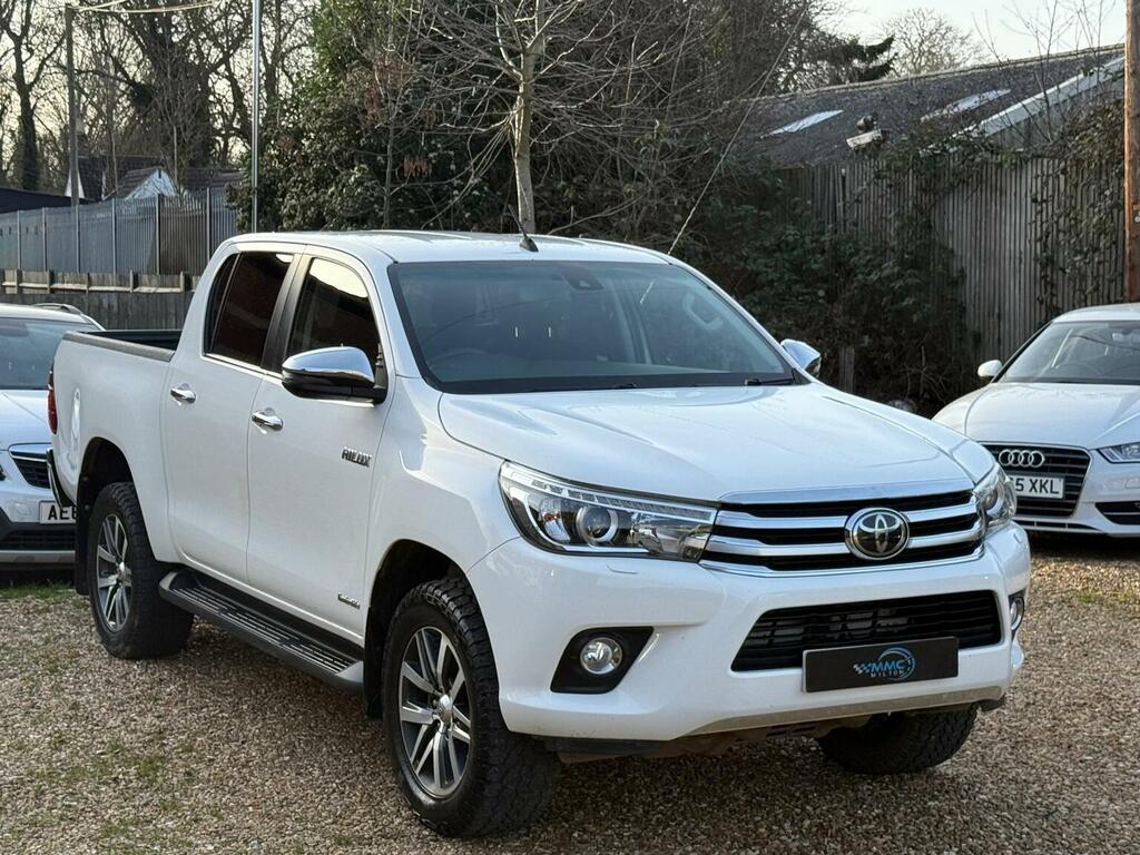 Toyota HILUX Pickup 2.4 D-4d Invincible 4Wd Euro 6 Ss 4 ML19LNO White #2