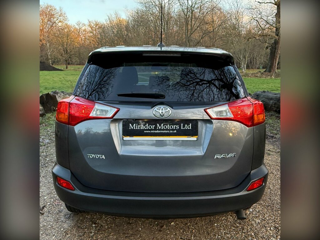 Toyota Rav 4 D-4d Icon 5-Door Grey #4