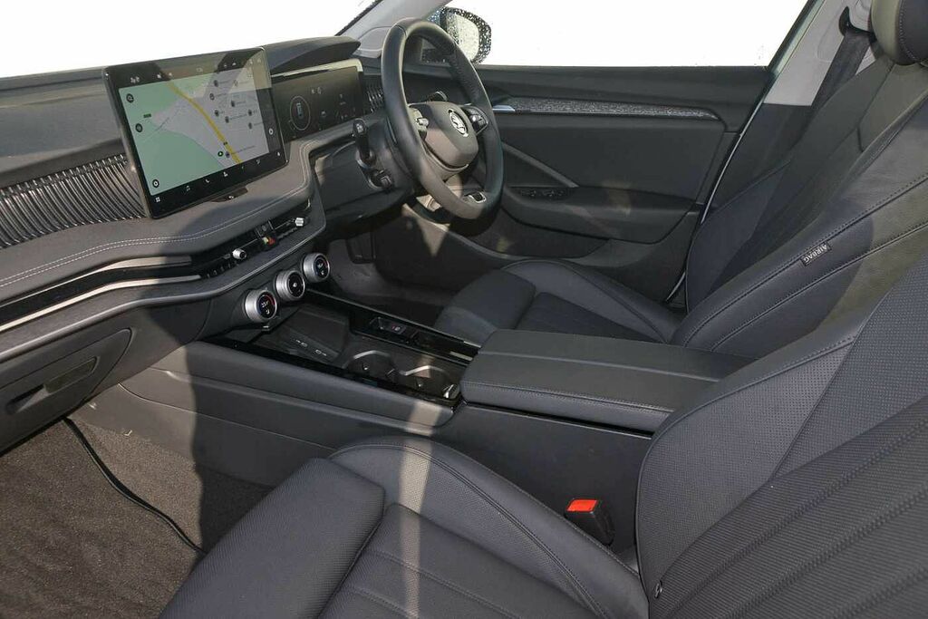 Skoda Superb 2.0 Tdi 193 Se L 4X4 Dsg Silver #2