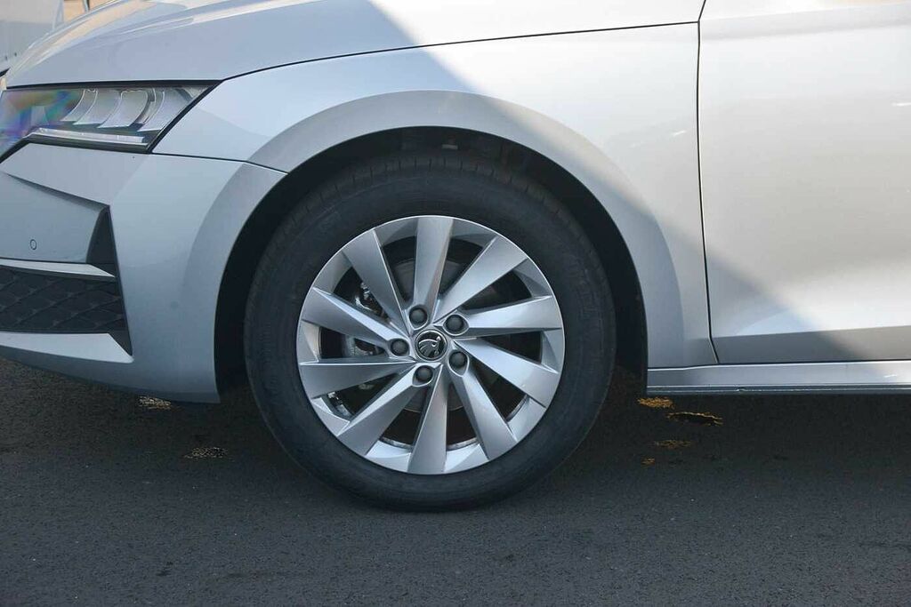 Skoda Octavia 2.0 Tdi 150 Se L Dsg Silver #5