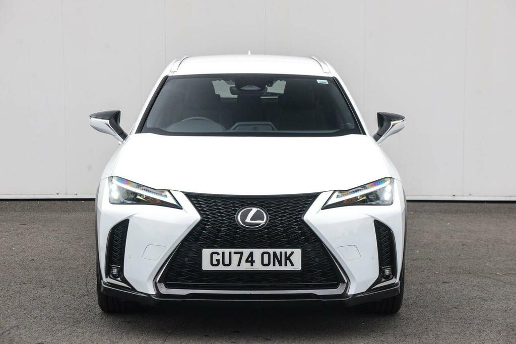 Lexus UX 300H 2.0 F-sport Design Cvt White #2