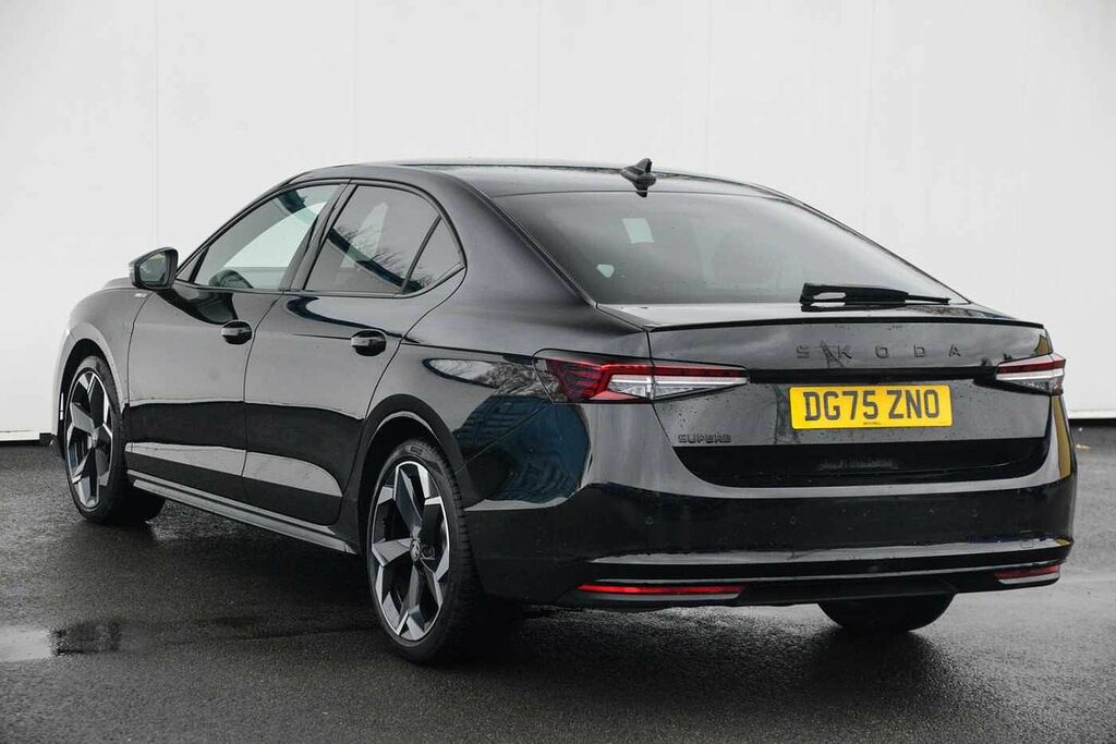 Skoda Superb 2.0 Tsi 204 Sportline Dsg DG75ZNO Black #3