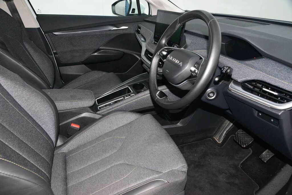 Skoda Elroq 210Kw 85 Edition 82Kwh WU25OJR White #6