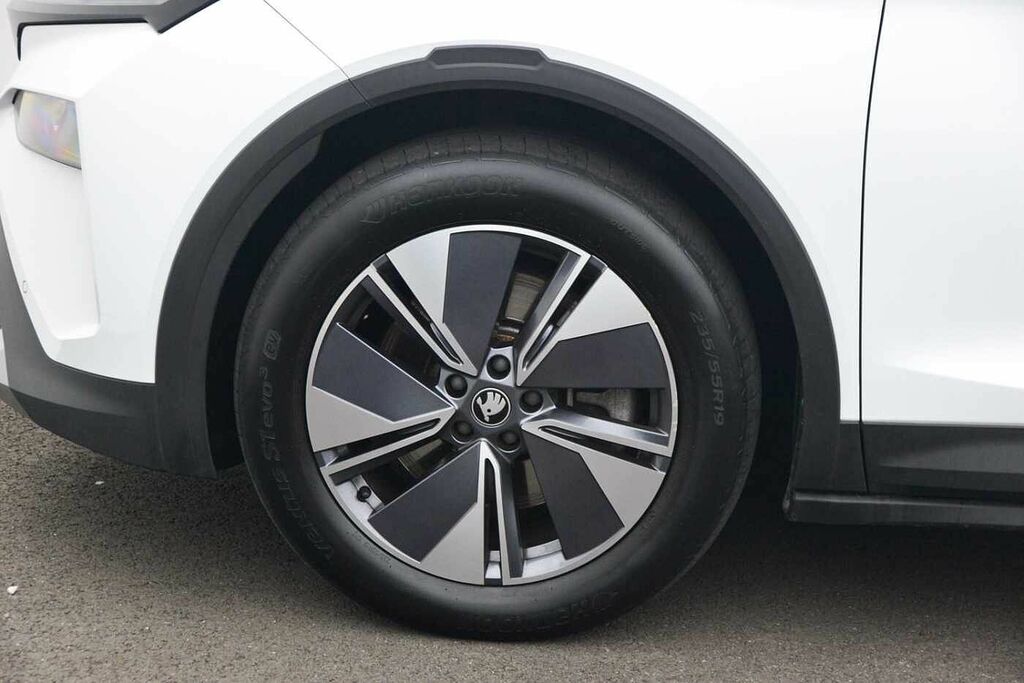 Skoda Elroq 210Kw 85 Edition 82Kwh WU25OJR White #5