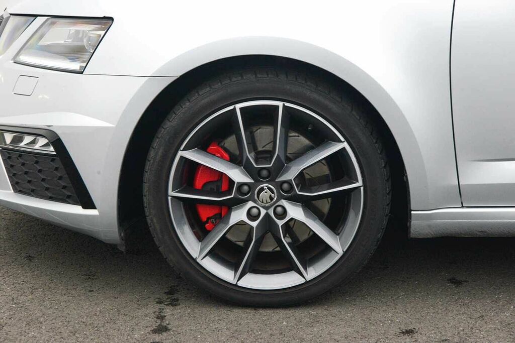 Skoda Octavia 2.0 Tsi 245 Vrs Dsg Black Pack Silver #5