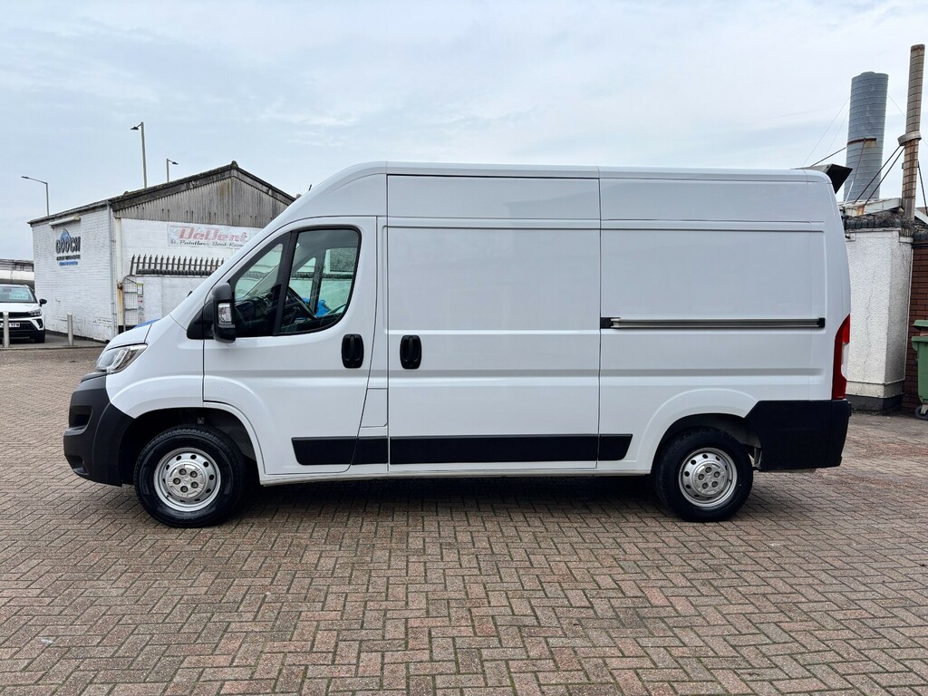 Vauxhall Movano 2.2 Turbo D 140Ps H2 Van Edition FG23MVA White #4