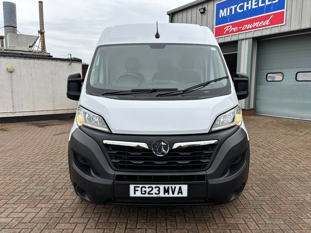 Vauxhall Movano 2.2 Turbo D 140Ps H2 Van Edition FG23MVA White #2