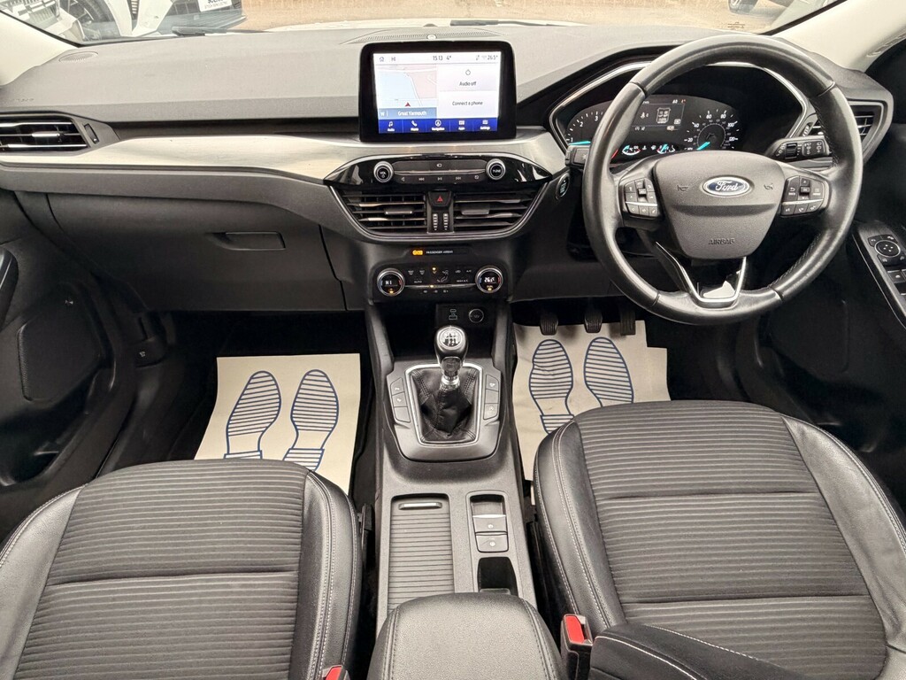 Ford Kuga 1.5 Ecoblue Titanium EN70HSE White #3