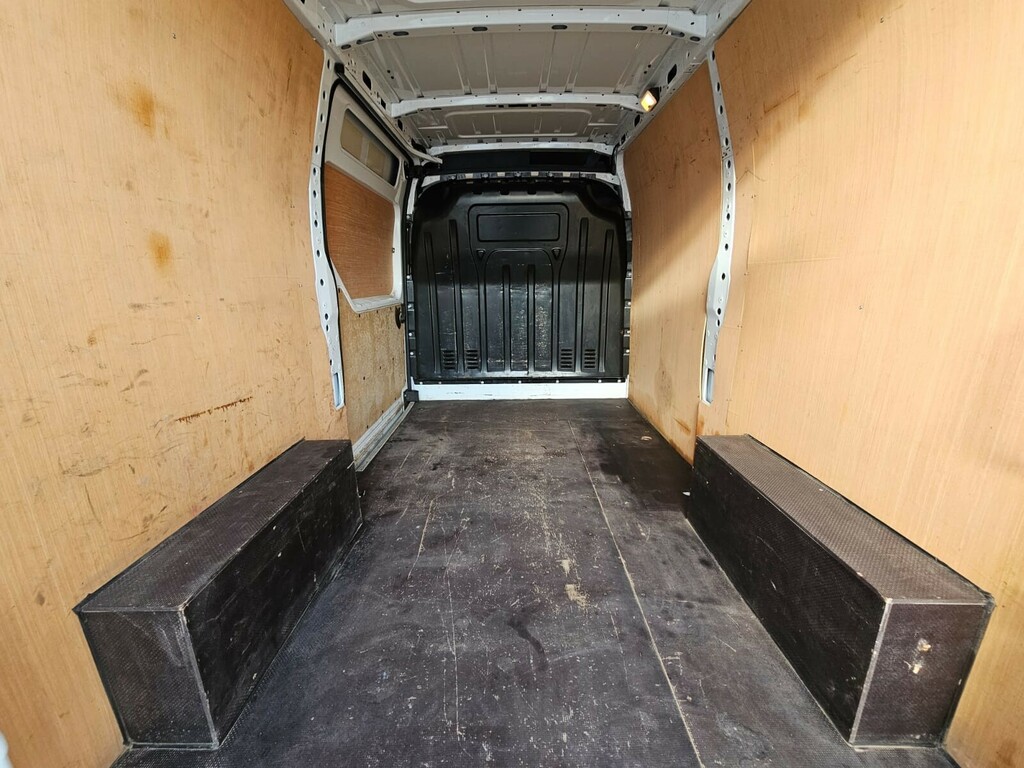 Renault Master Mm35dci 135 Business Medium Roof Van AO72LNK White #5