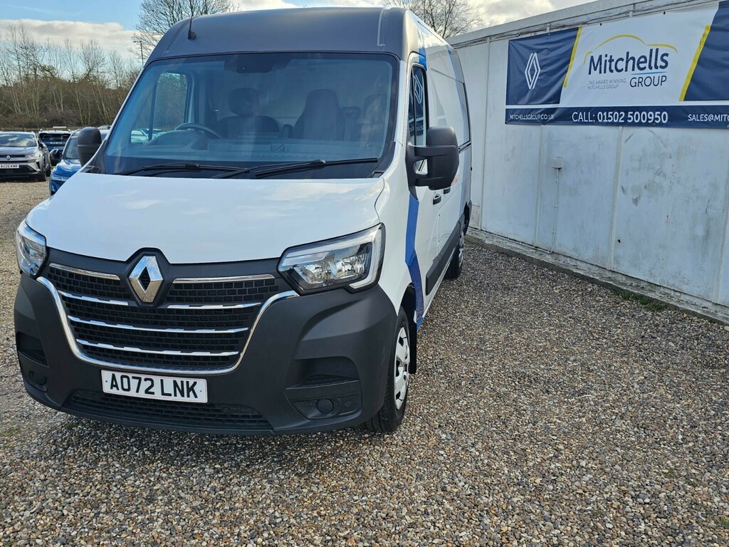 Renault Master Mm35dci 135 Business Medium Roof Van AO72LNK White #4