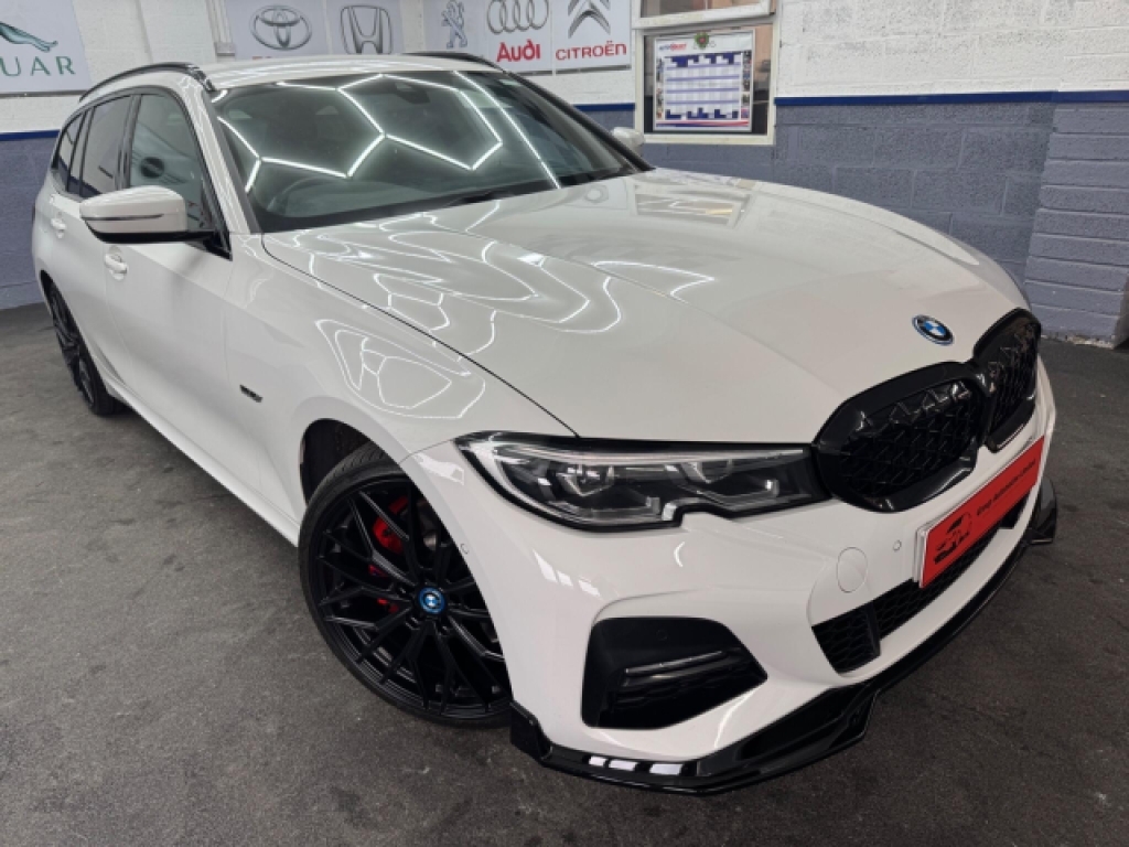BMW 3 Series 2.0 330E 12Kwh M Sport Touring Euro 6 S S White