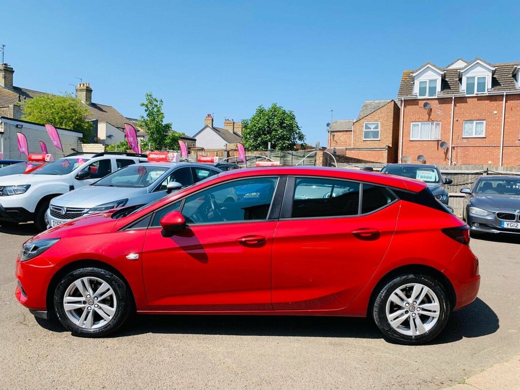 Vauxhall Astra 1.5 Turbo D Business Edition Nav Euro 6 S S Red #4